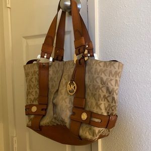 Michael Kors purse
